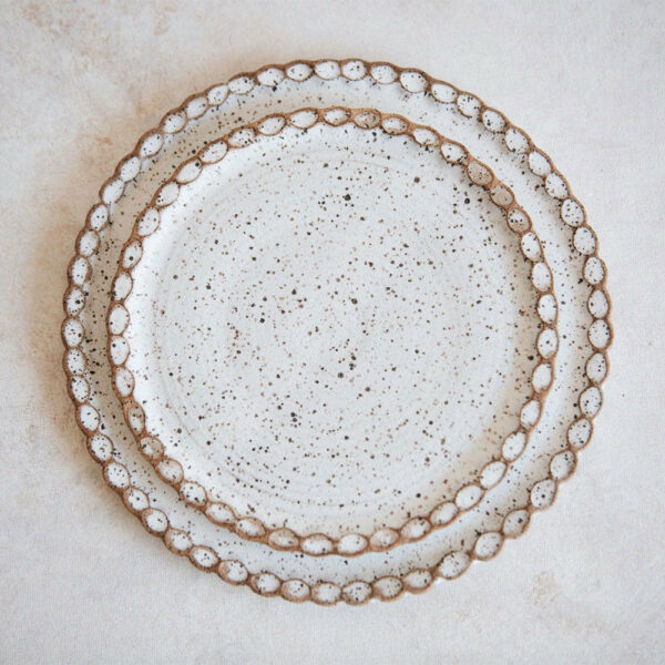 ceramic-scalloped-plate-small-light2