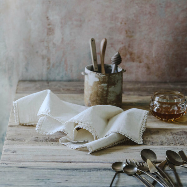 linen-and-lace-napkins7